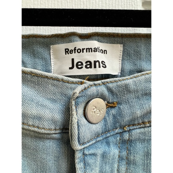 [Reformation] High Waisted Light Wash Skinny Jeans - Picture 4 of 4